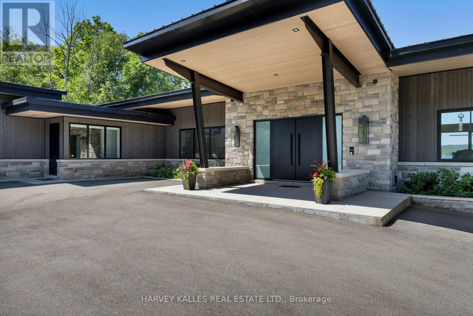 240 SILVER BIRCH DRIVE