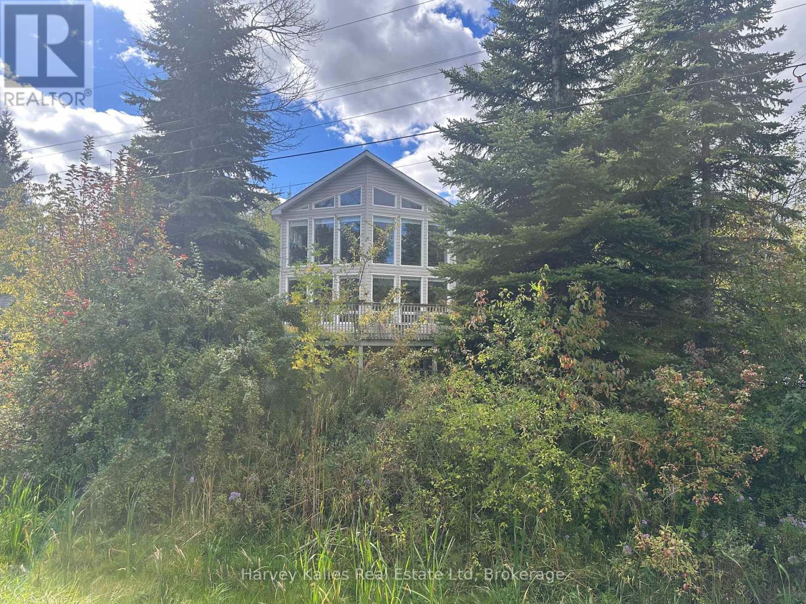 61 CONSTANCE BLVD. BOULEVARD N