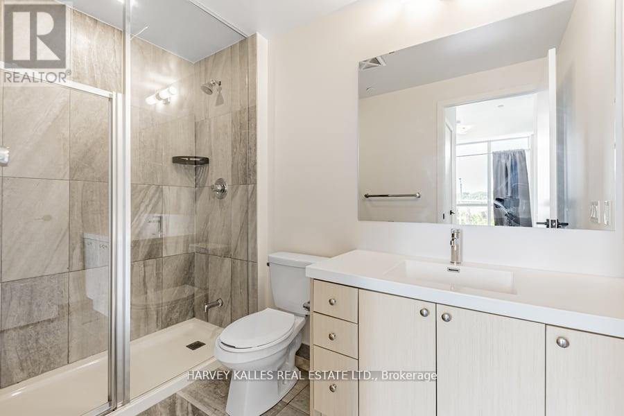 4 - 60 GEORGE BUTCHART DRIVE