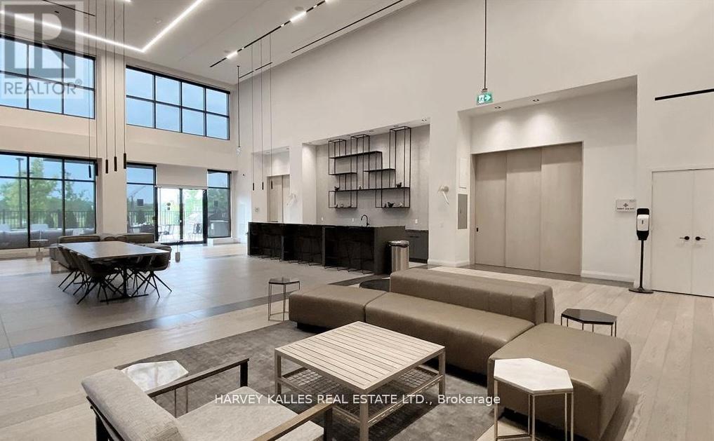 4 - 60 GEORGE BUTCHART DRIVE