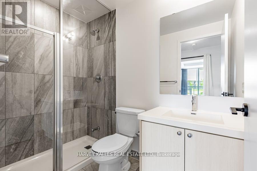 4 - 60 GEORGE BUTCHART DRIVE