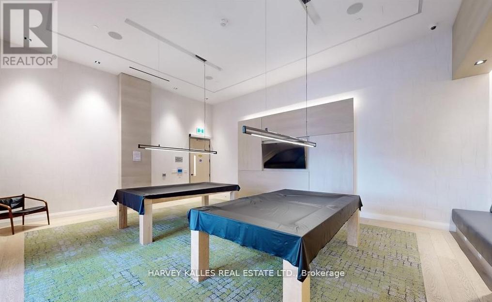 4 - 60 GEORGE BUTCHART DRIVE