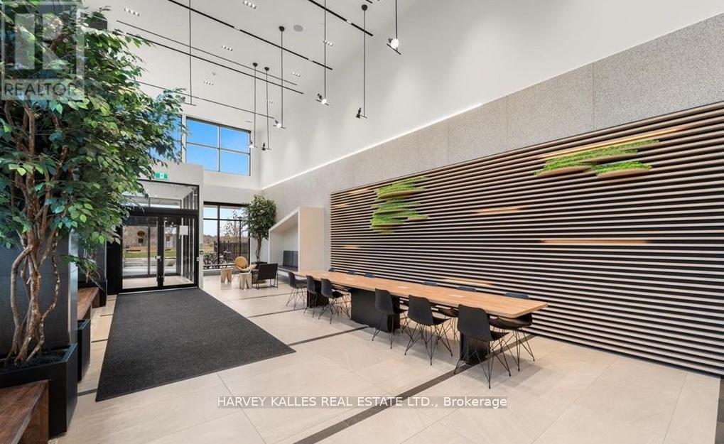 4 - 60 GEORGE BUTCHART DRIVE