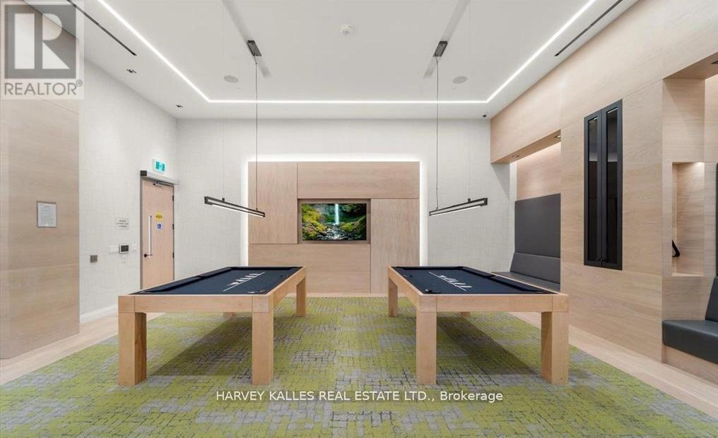 4 - 60 GEORGE BUTCHART DRIVE