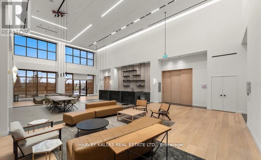 4 - 60 GEORGE BUTCHART DRIVE