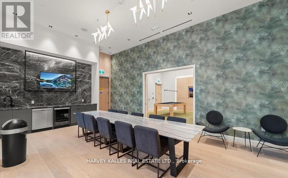 4 - 60 GEORGE BUTCHART DRIVE