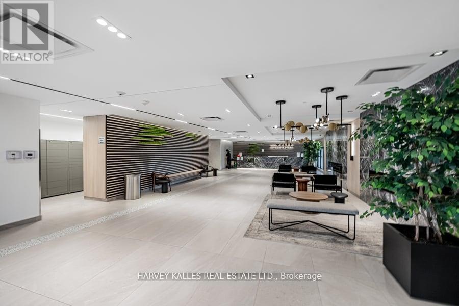 4 - 60 GEORGE BUTCHART DRIVE