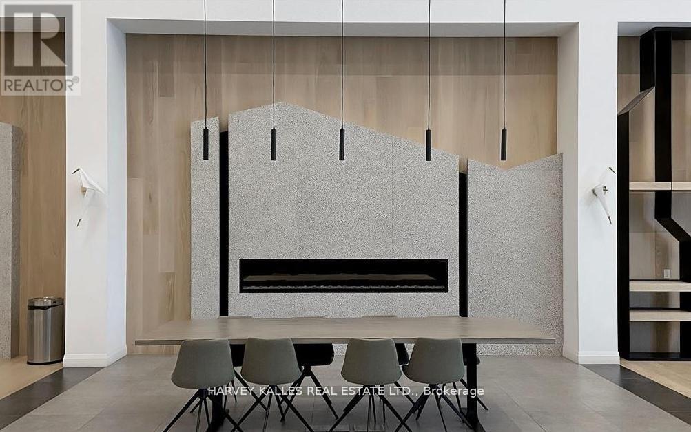 4 - 60 GEORGE BUTCHART DRIVE