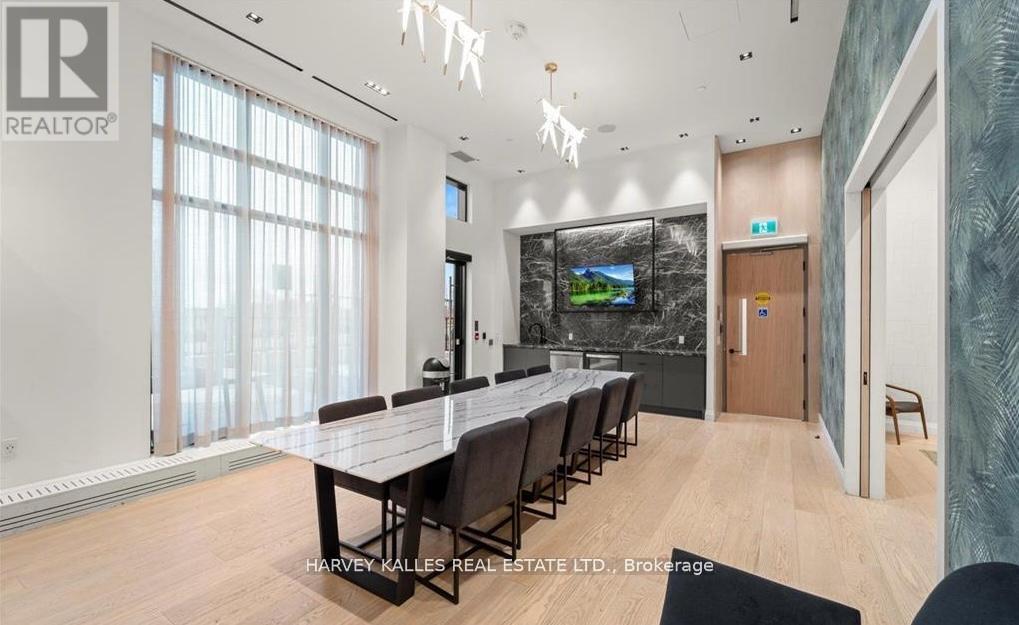 4 - 60 GEORGE BUTCHART DRIVE