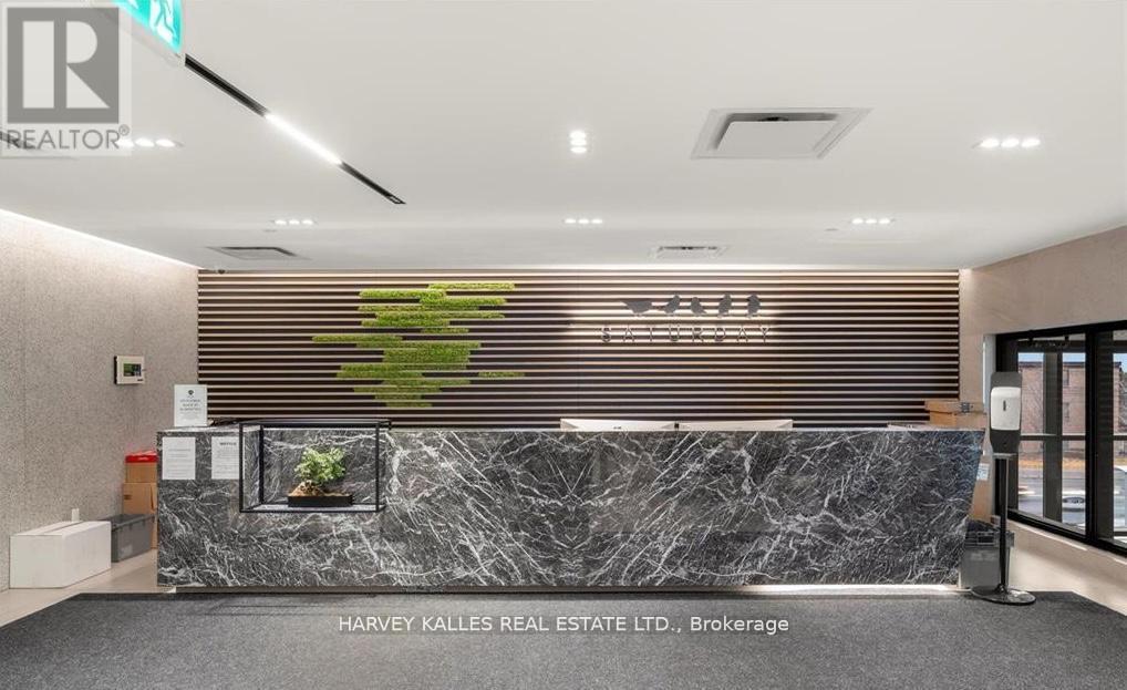 4 - 60 GEORGE BUTCHART DRIVE