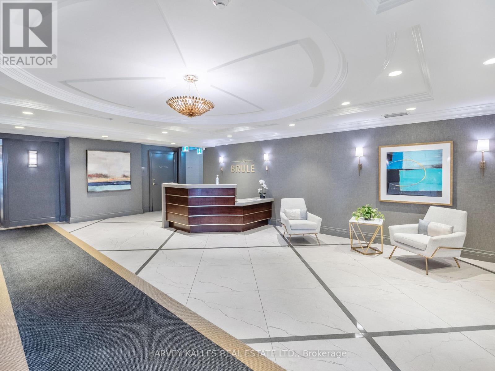 305 - 2511 BLOOR STREET W