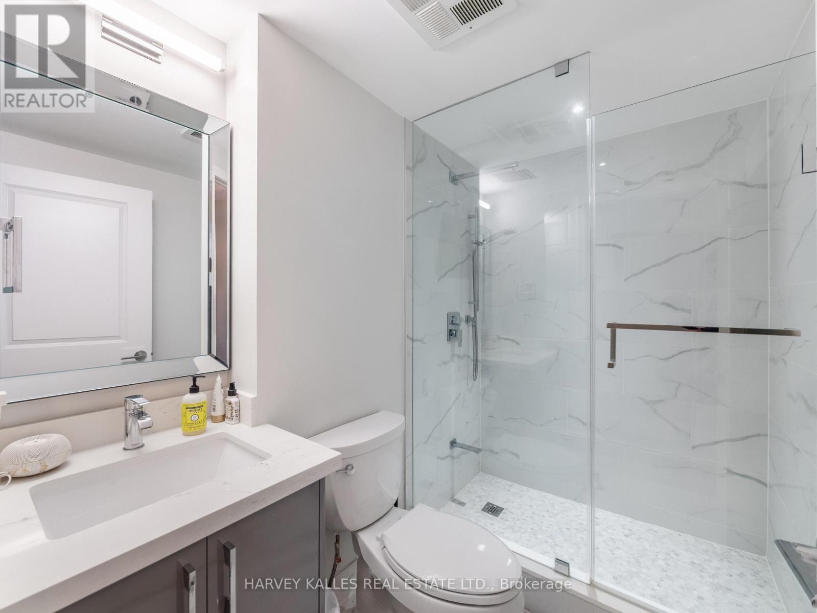 305 - 2511 BLOOR STREET W