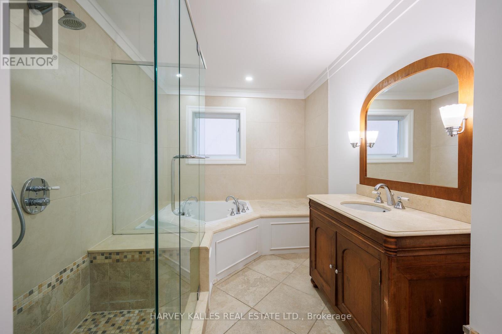 19 BLAIR ATHOL CRESCENT