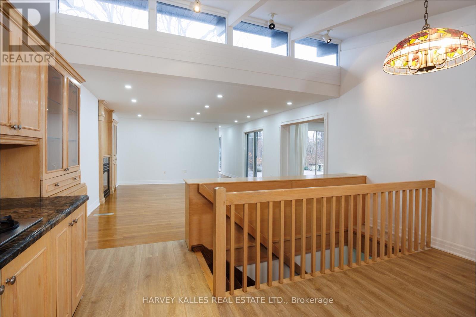 19 BLAIR ATHOL CRESCENT