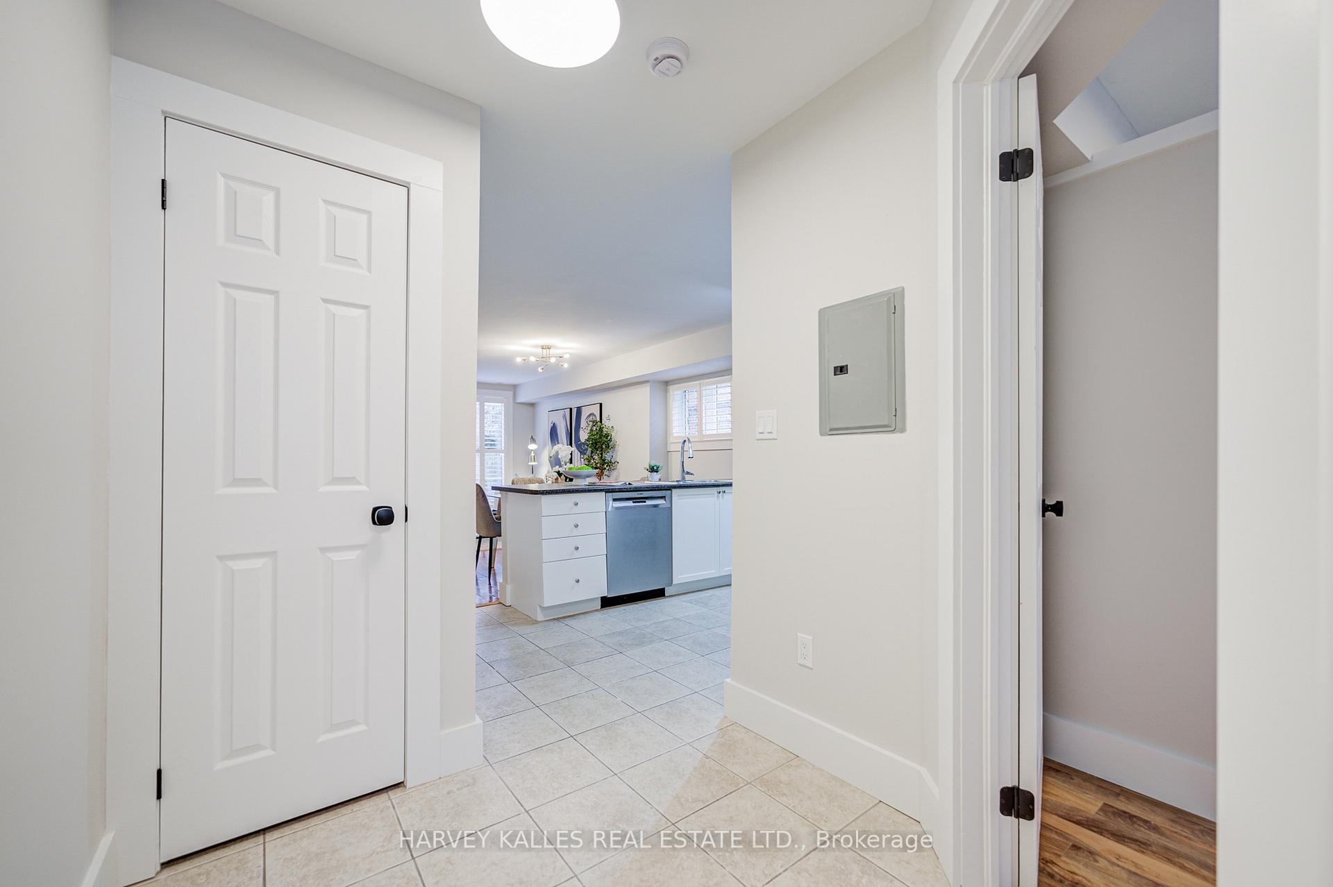 51 Foundry Avenue 55