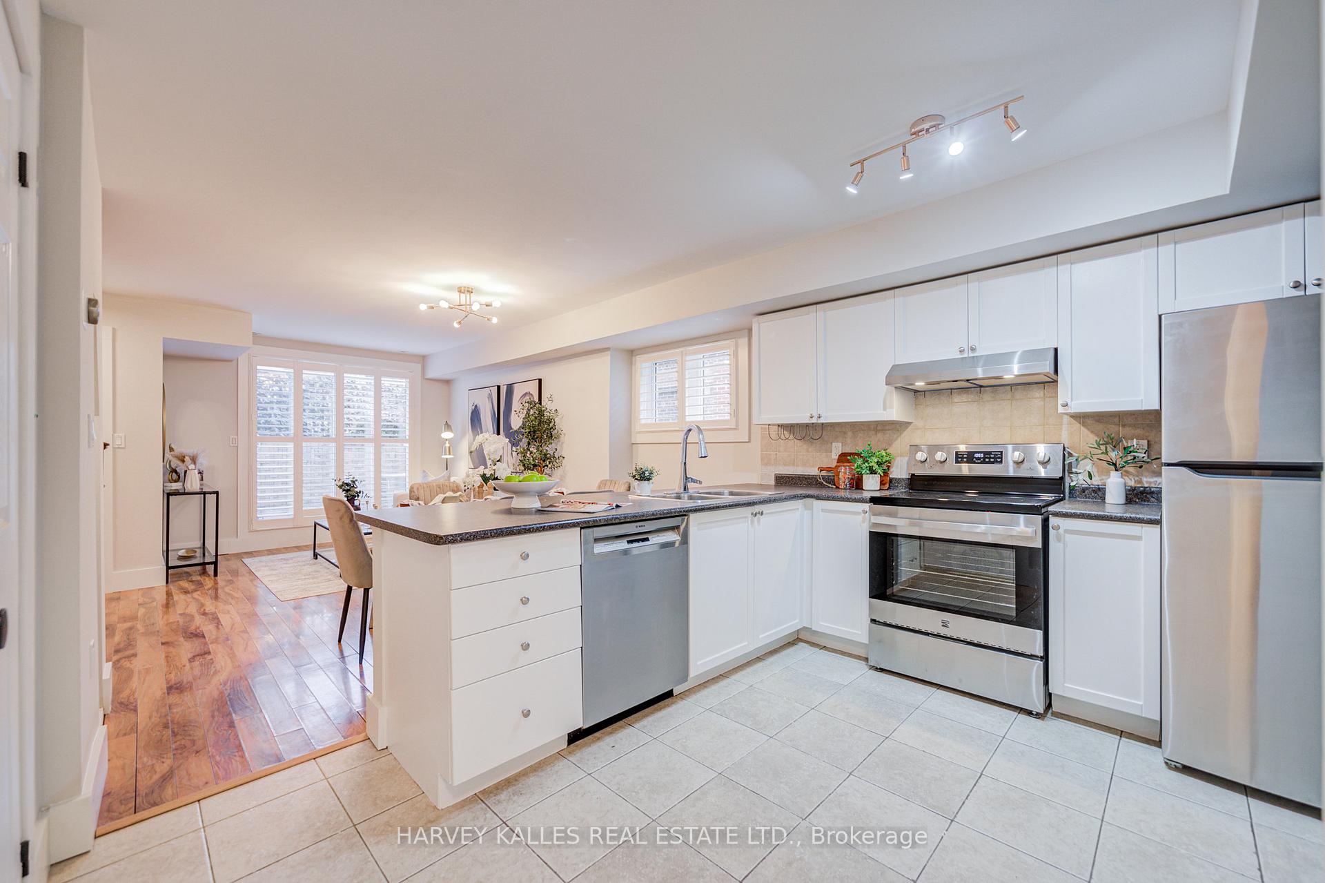 51 Foundry Avenue 55