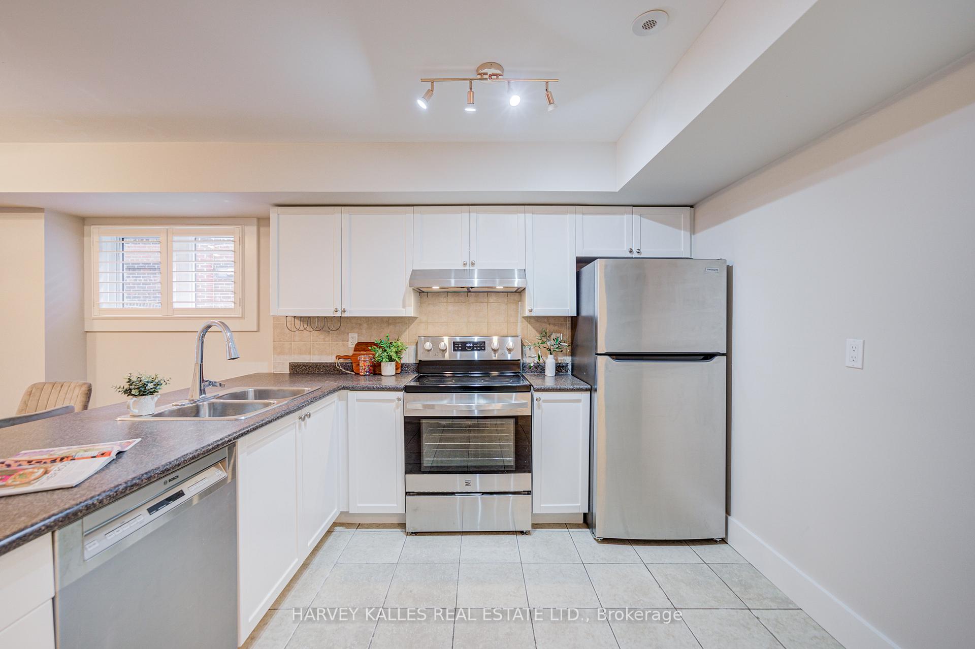 51 Foundry Avenue 55