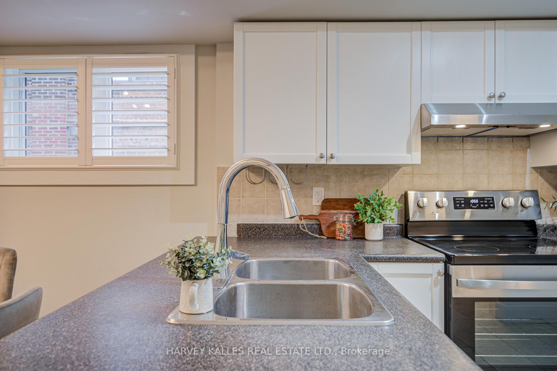 51 Foundry Avenue 55
