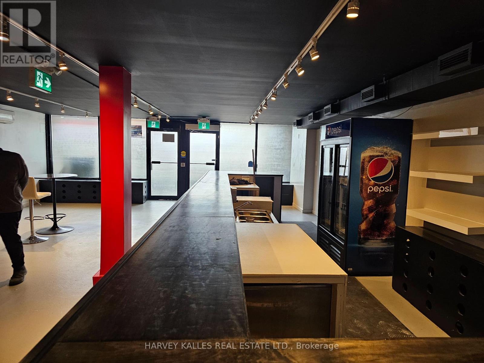 GROUND - 2058 DUFFERIN STREET