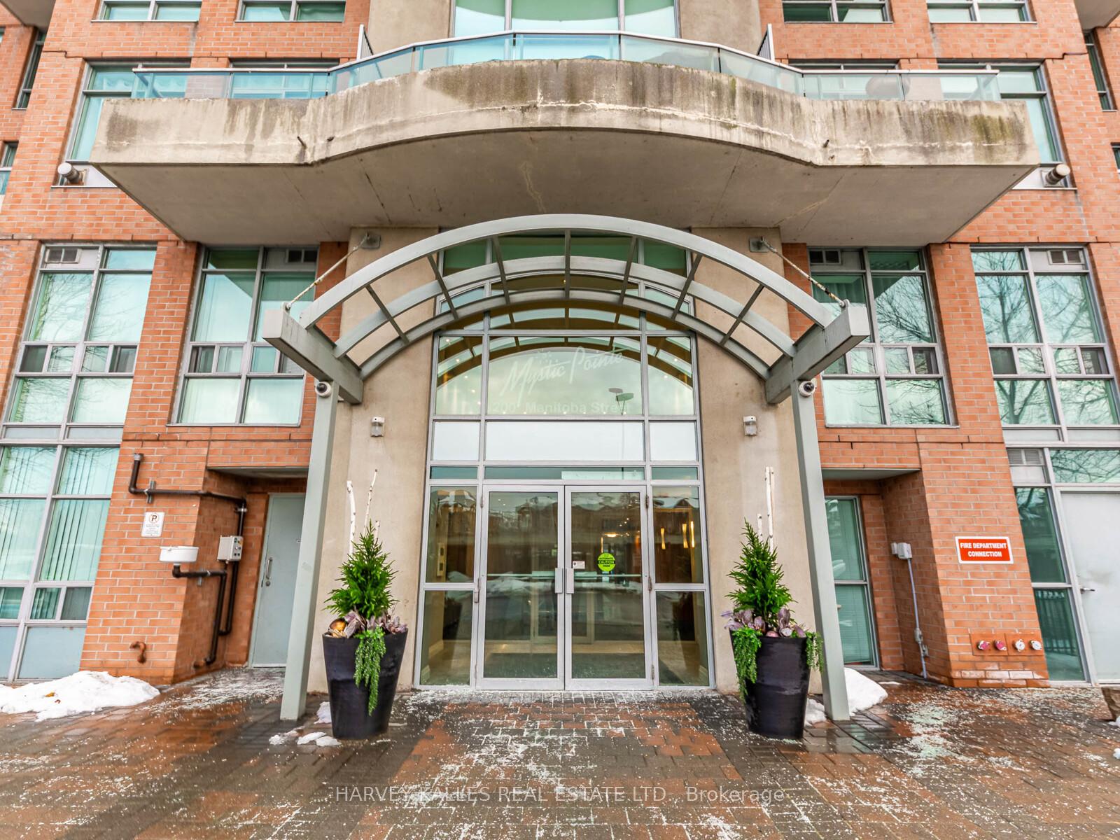 200 Manitoba Street 406