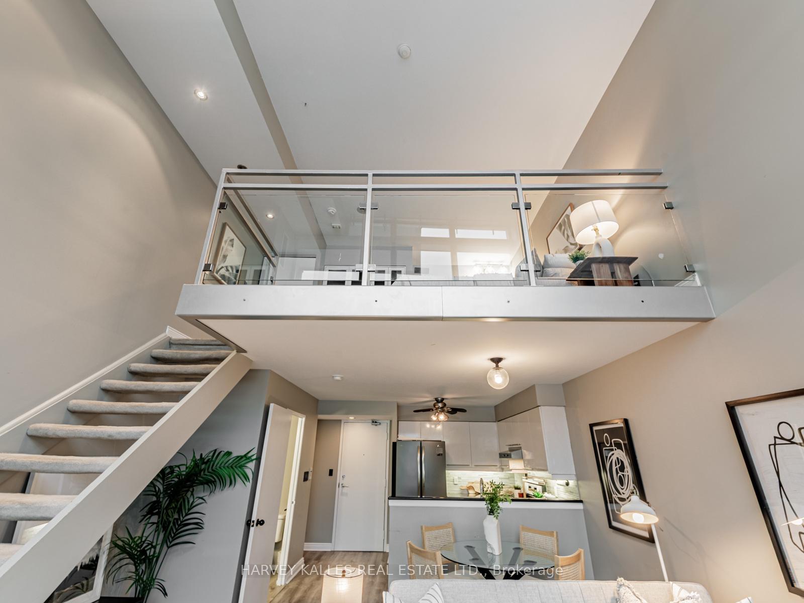 200 Manitoba Street 406