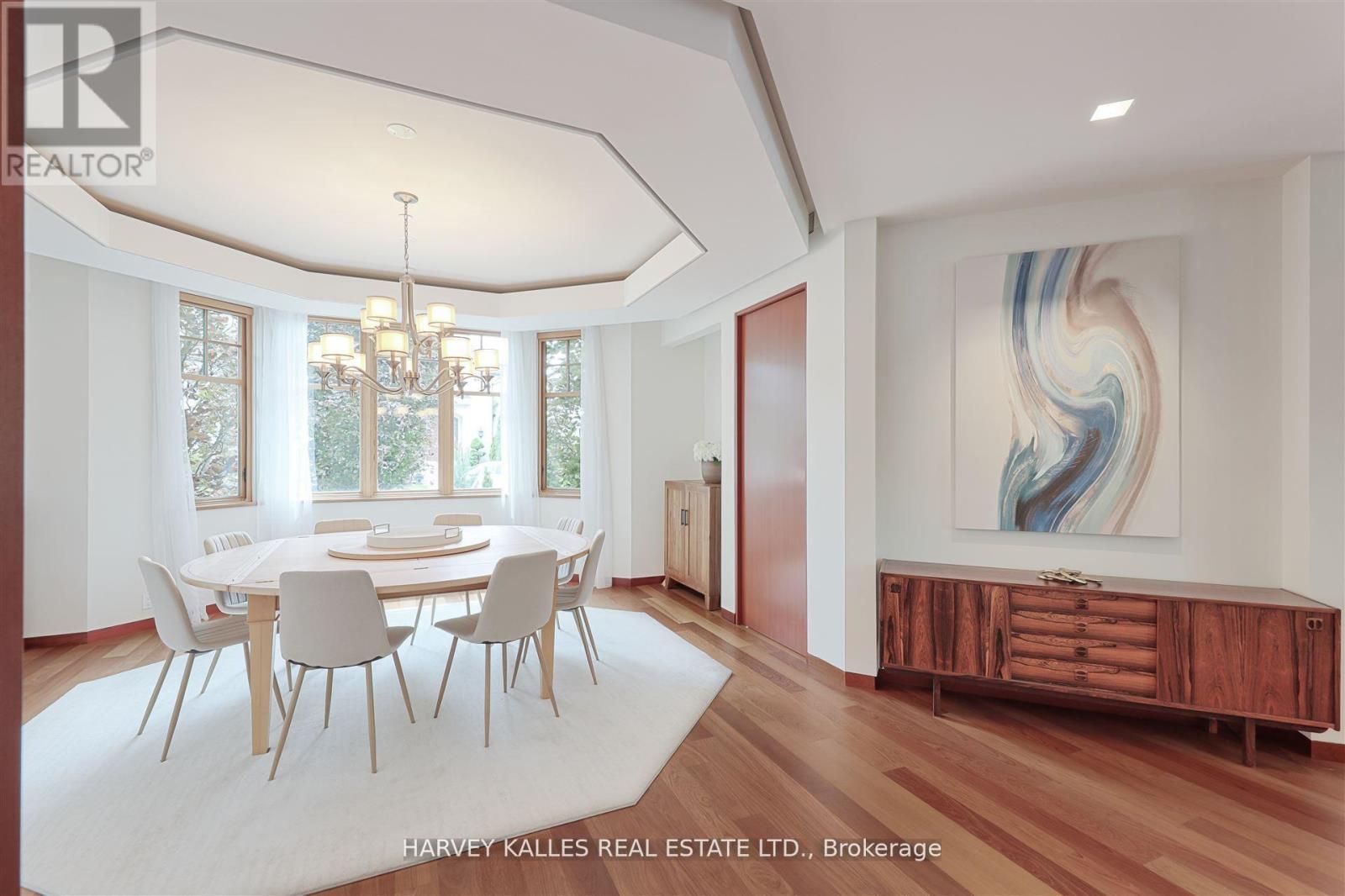 89 KINGSWAY CRESCENT