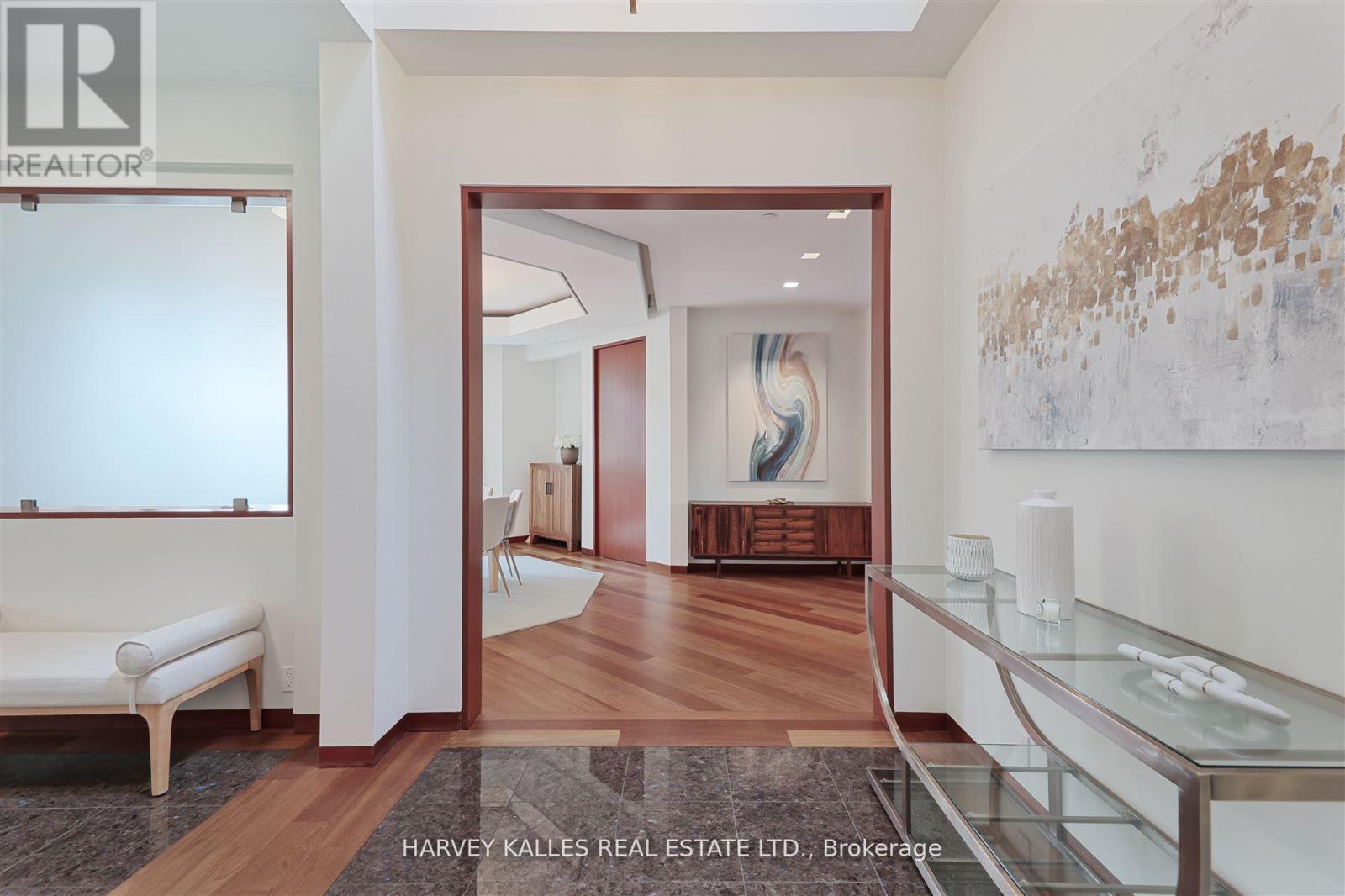 89 KINGSWAY CRESCENT