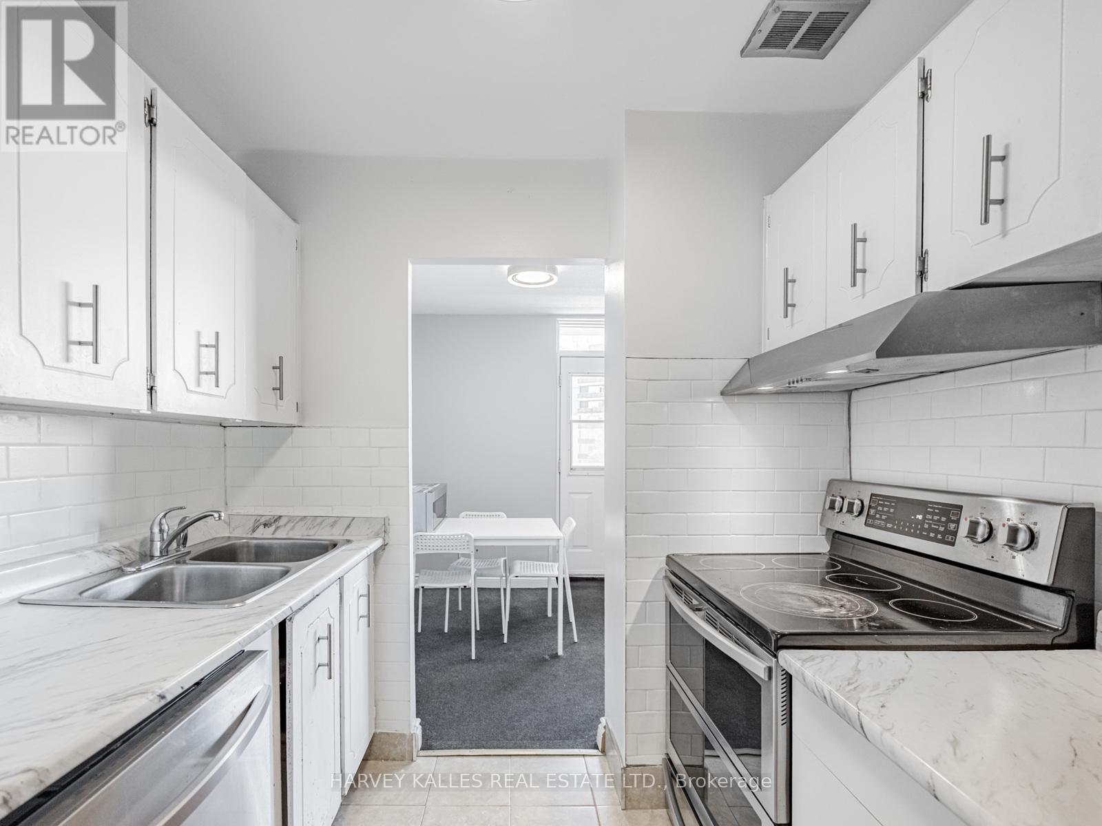 505 - 3065 QUEEN FREDERICA DRIVE