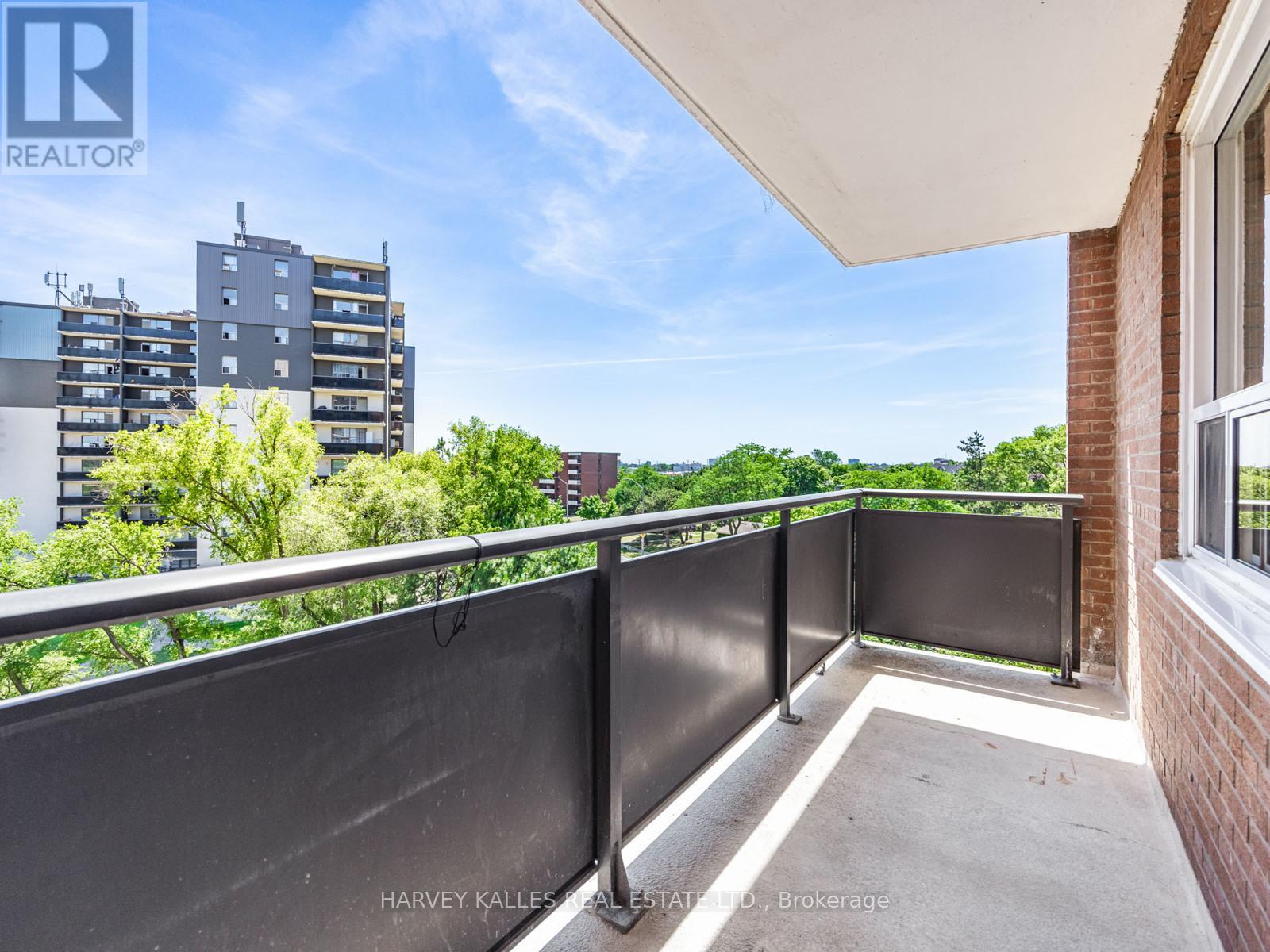 505 - 3065 QUEEN FREDERICA DRIVE