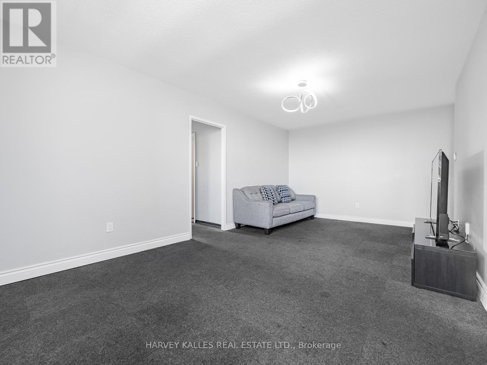 505 - 3065 QUEEN FREDERICA DRIVE