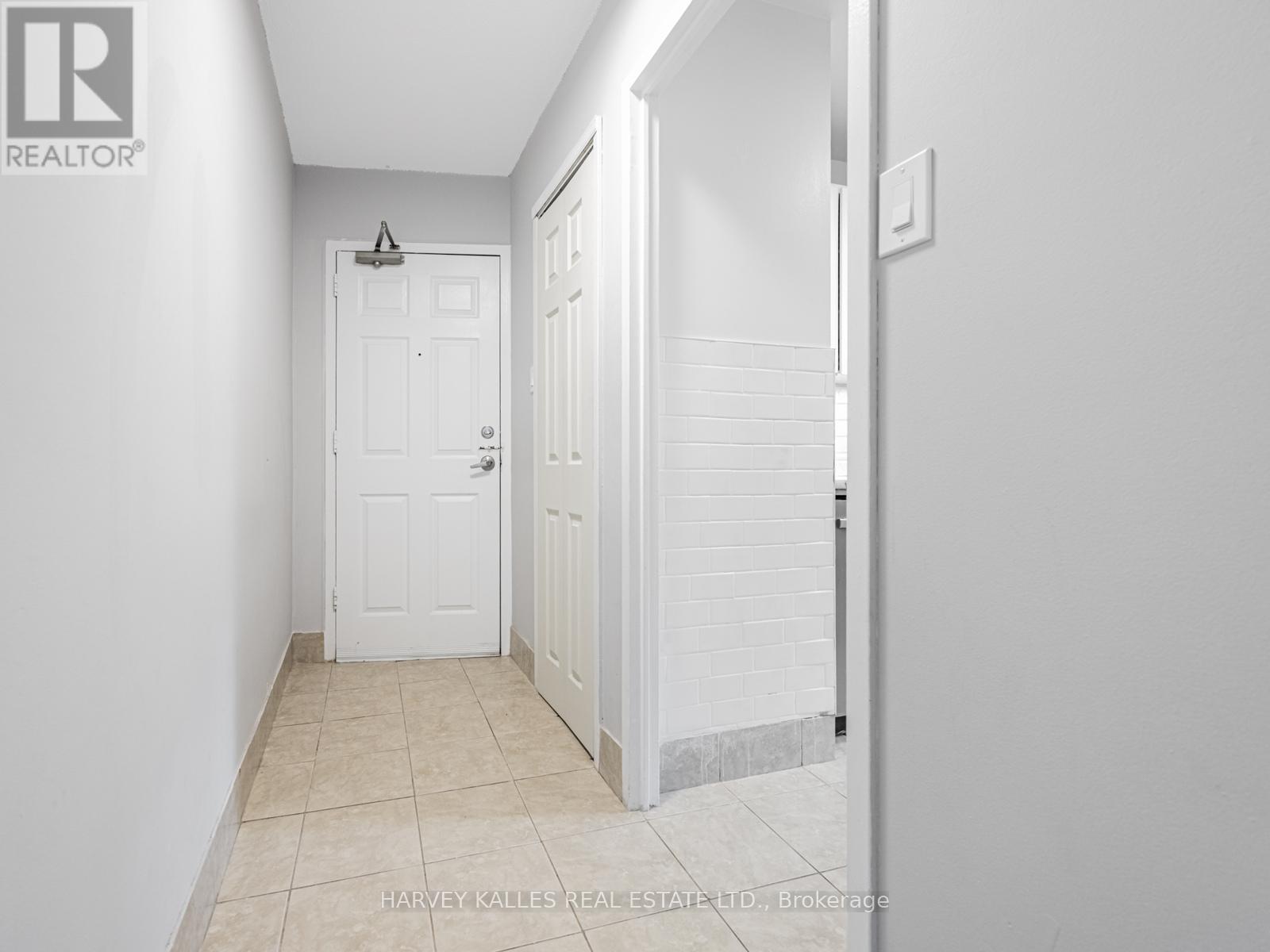 505 - 3065 QUEEN FREDERICA DRIVE