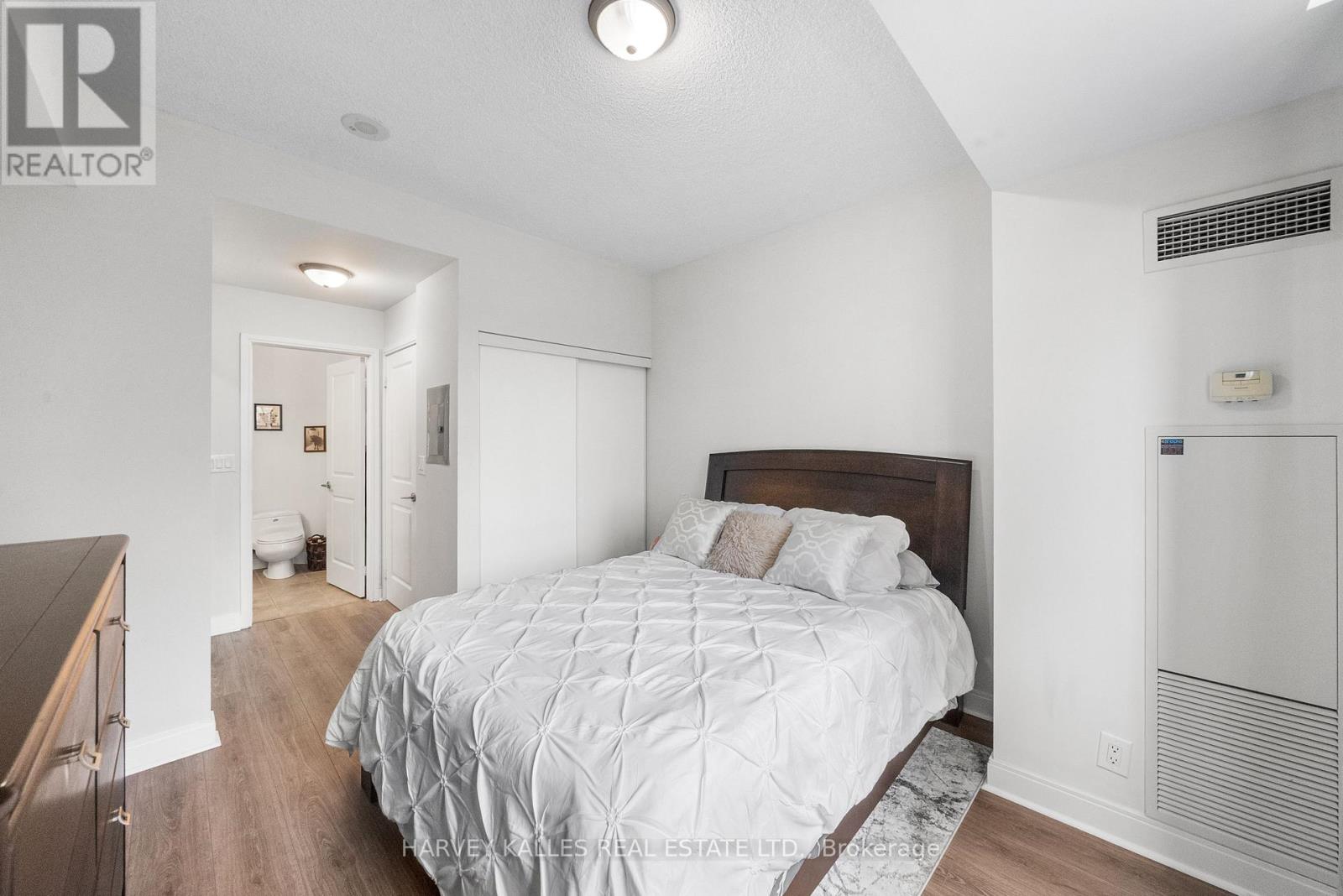 503 - 80 ABSOLUTE AVENUE