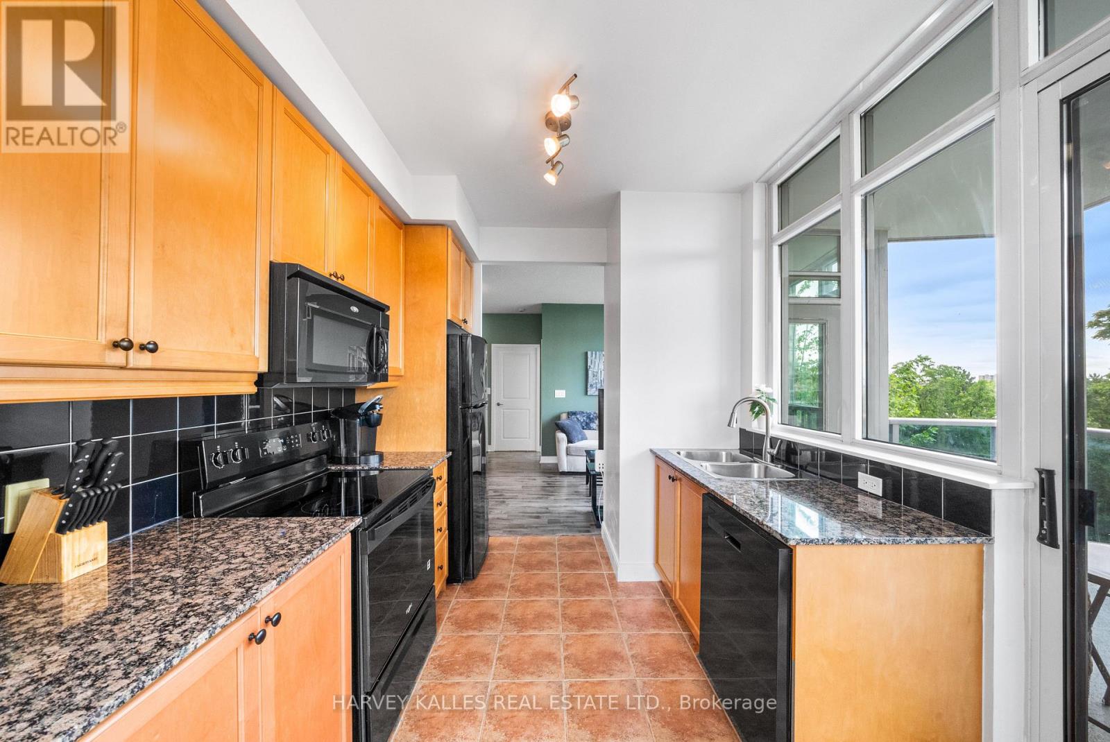 503 - 80 ABSOLUTE AVENUE