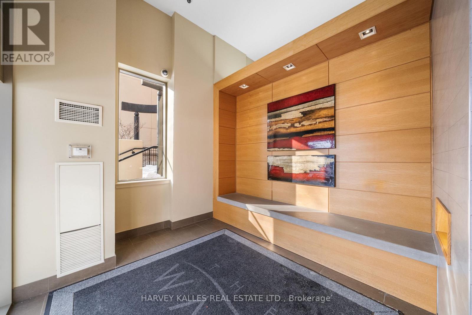 1305 - 4 ELSINORE PATH