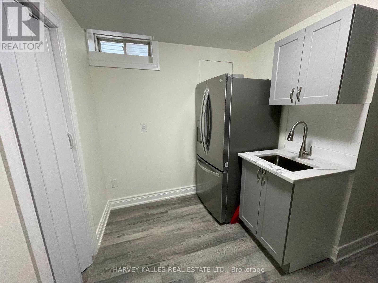 BASEMENT - 14 STABLE GATE