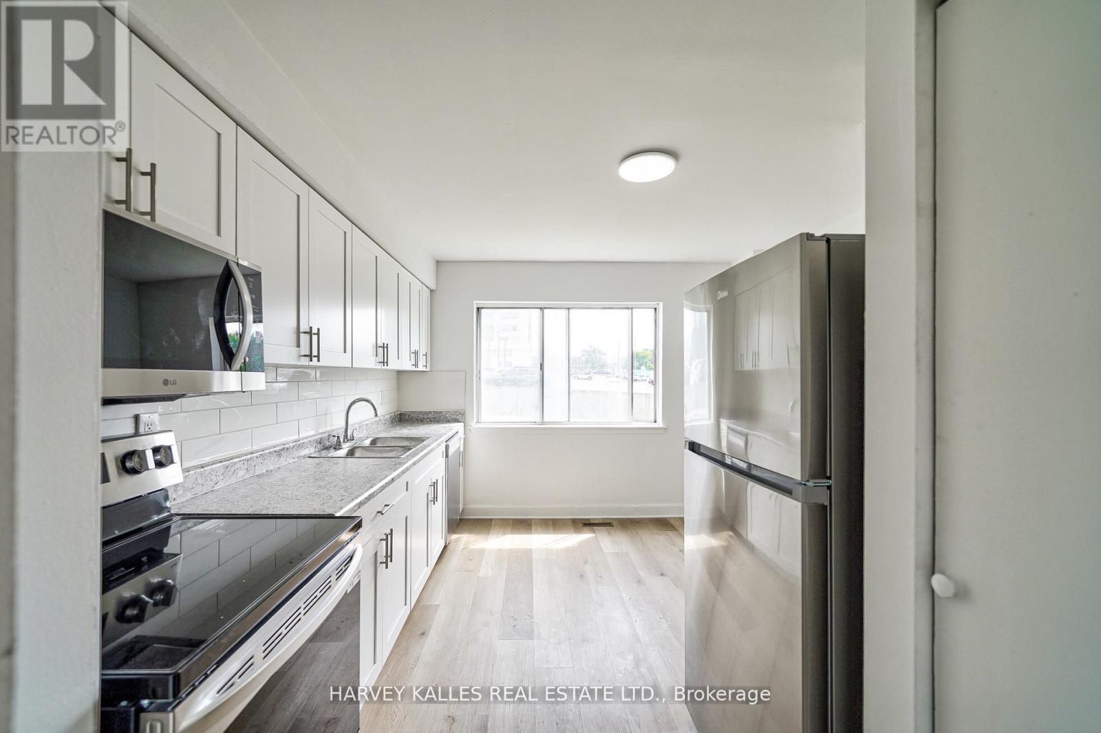 TH511 - 2000 SHEPPARD AVENUE W