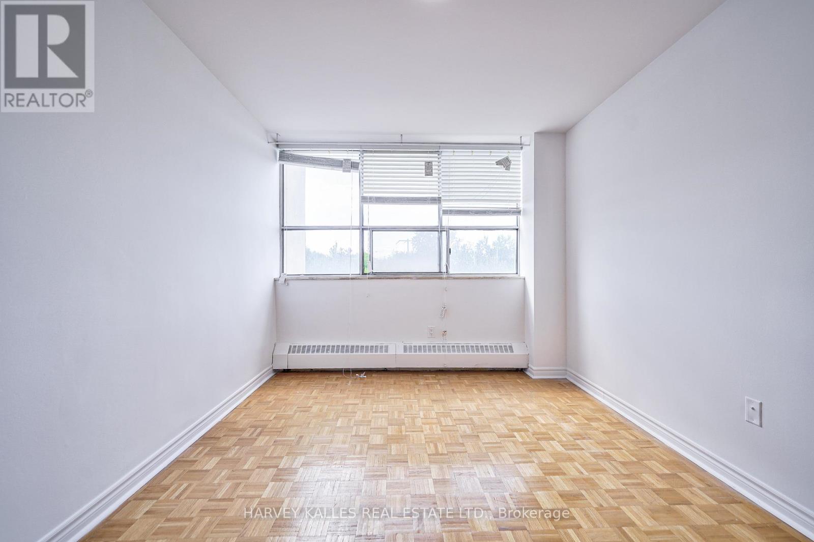 1208 - 2000 SHEPPARD AVENUE W