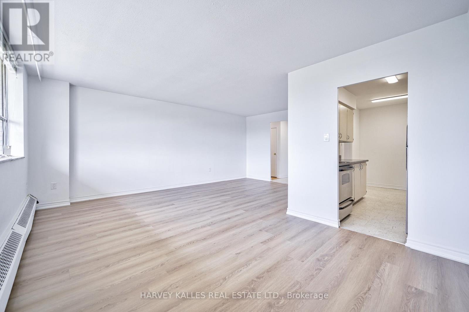 1208 - 2000 SHEPPARD AVENUE W