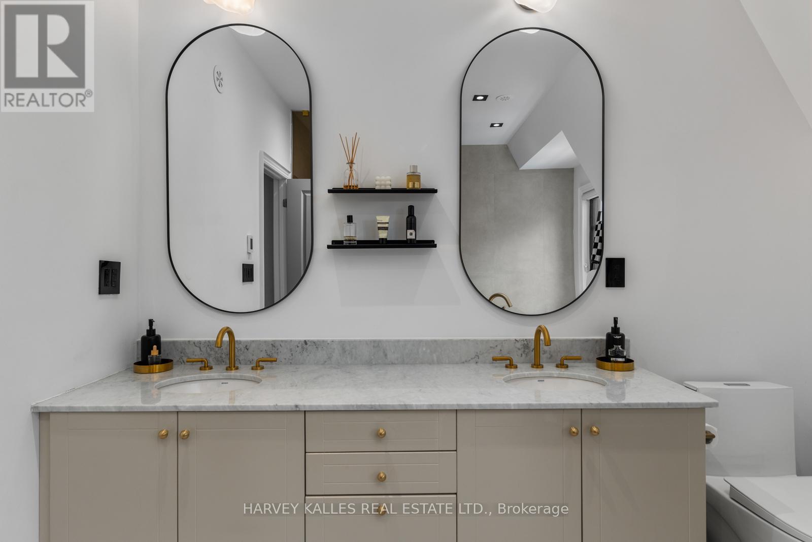 20 - 80 DAISY AVENUE