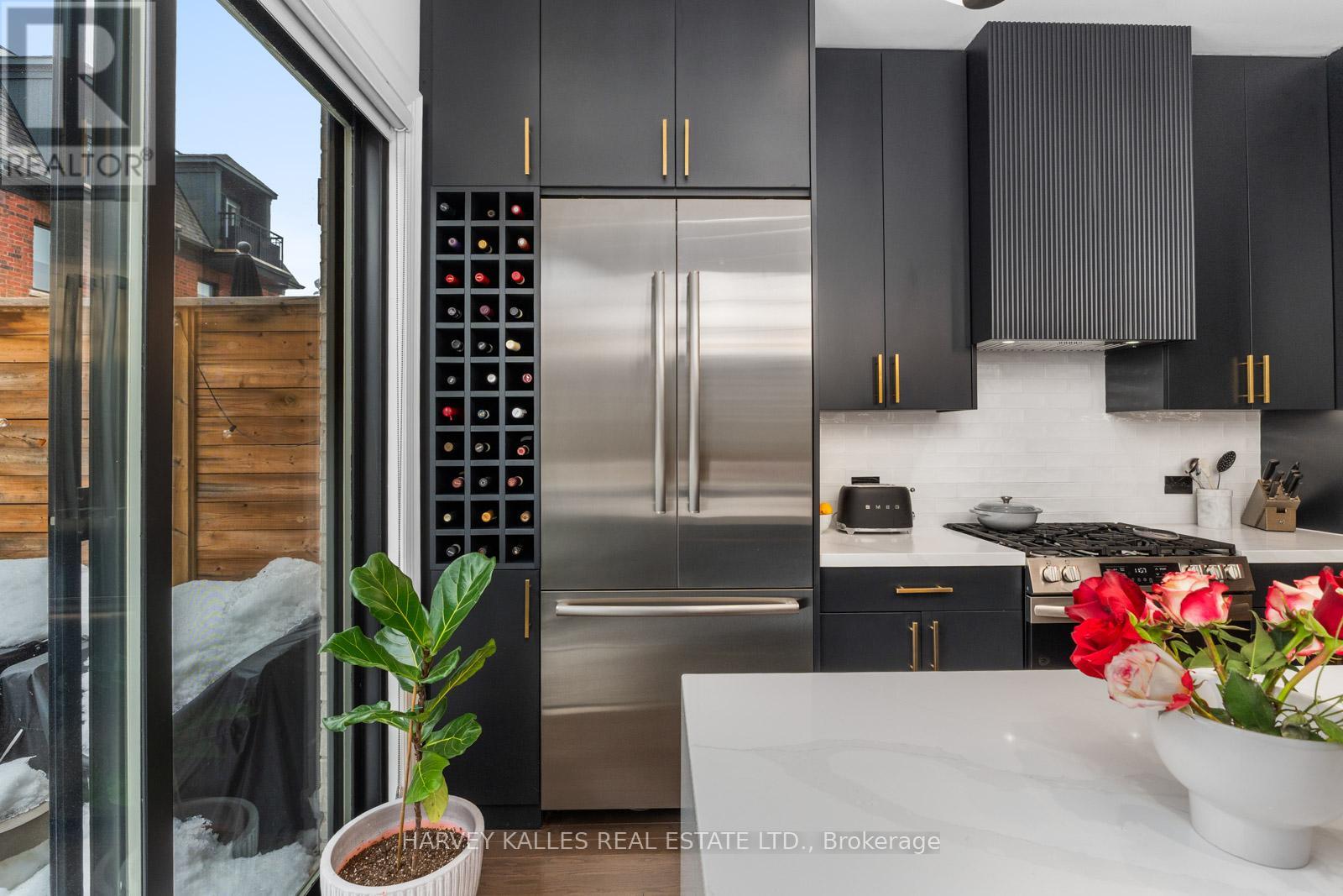 20 - 80 DAISY AVENUE