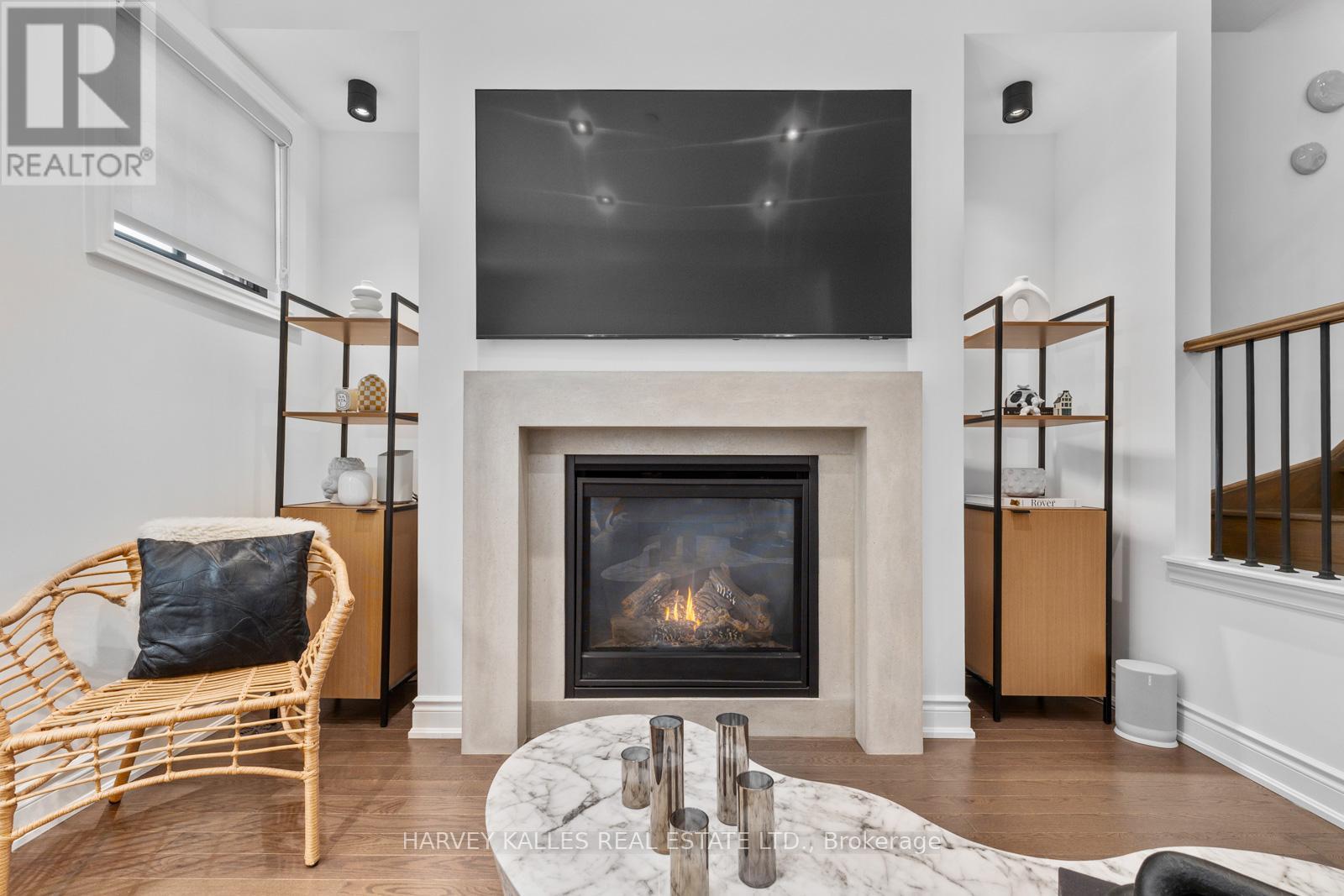 20 - 80 DAISY AVENUE