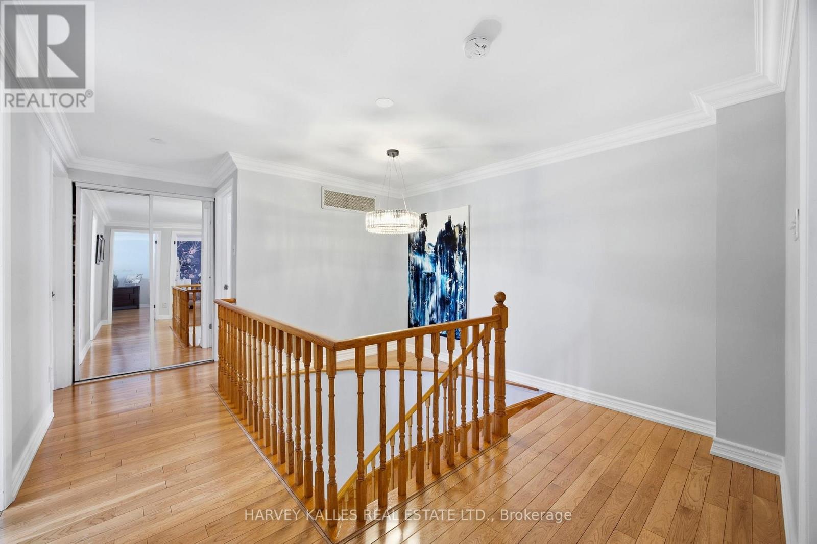 682 WILLOWBANK TRAIL