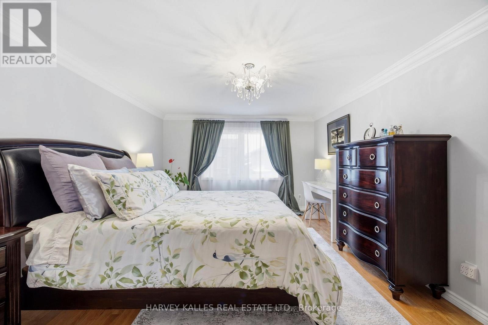 682 WILLOWBANK TRAIL