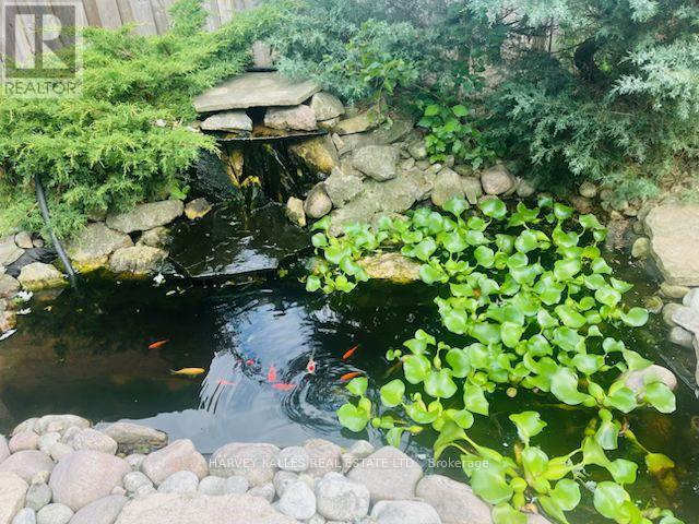 682 WILLOWBANK TRAIL