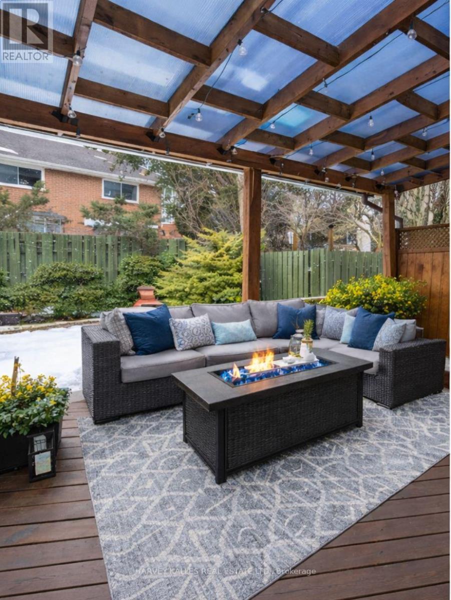 682 WILLOWBANK TRAIL