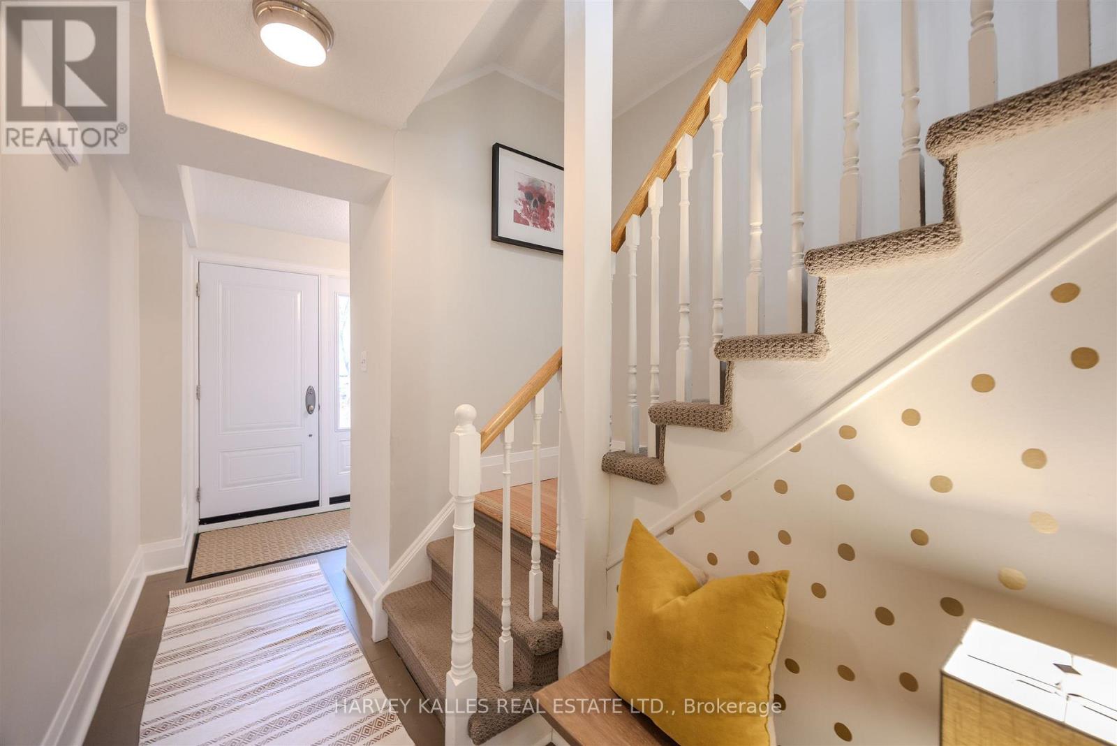 50 - 1060 WALDEN CIRCLE