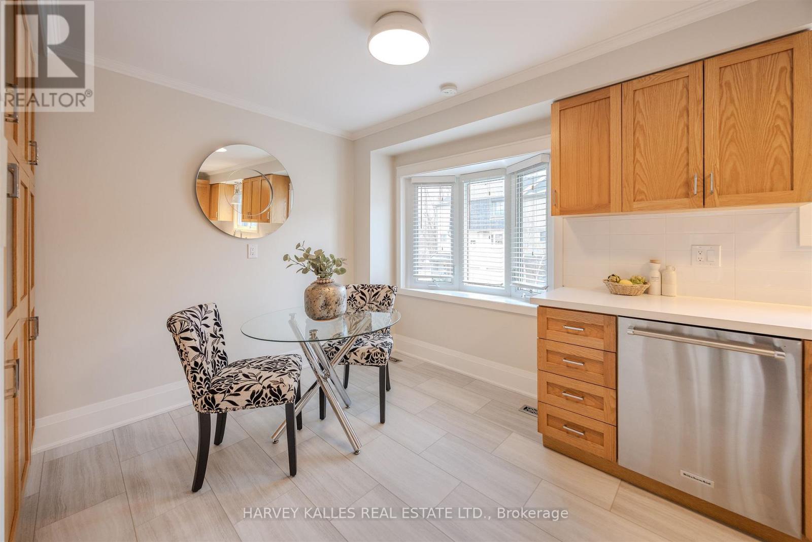 50 - 1060 WALDEN CIRCLE