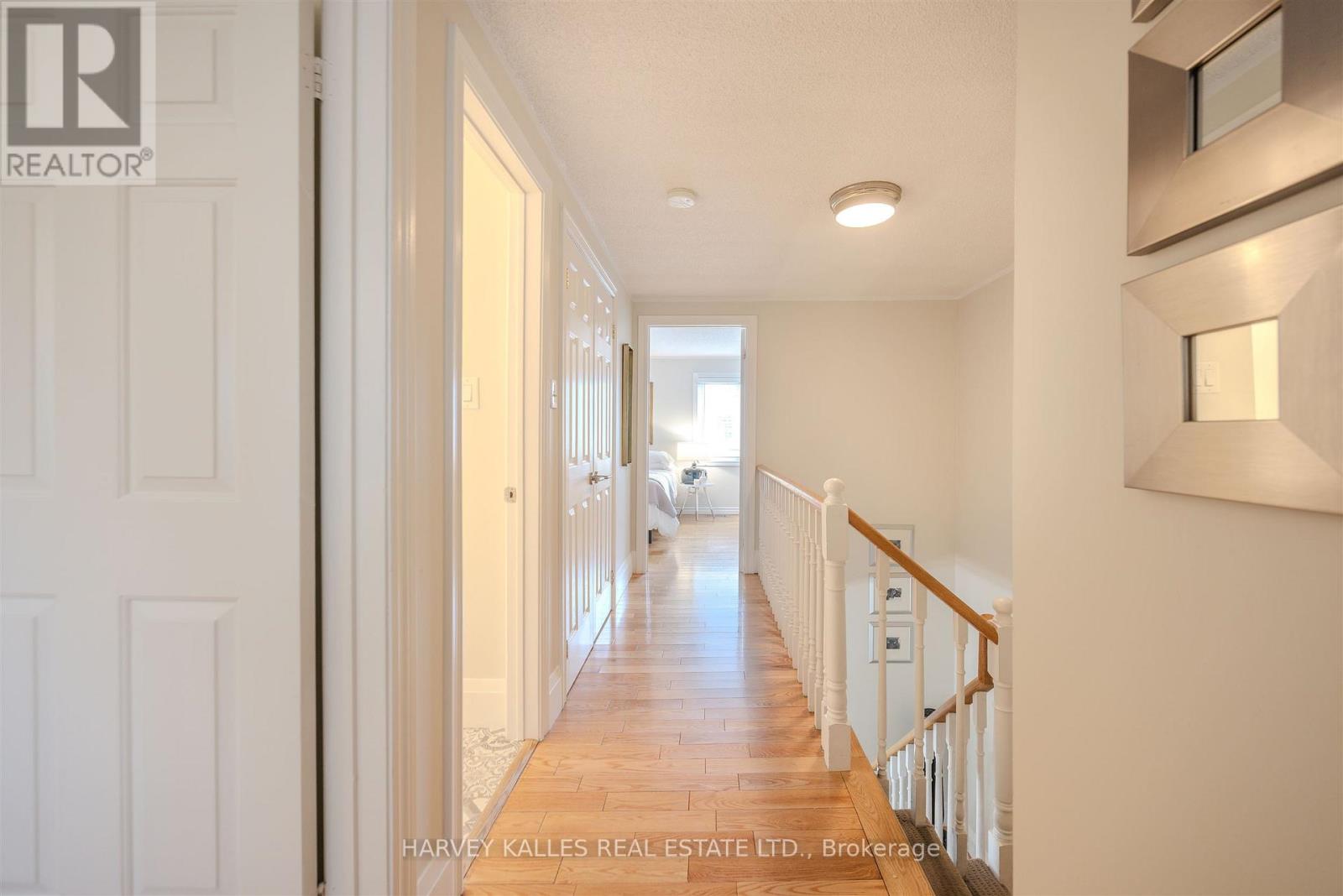 50 - 1060 WALDEN CIRCLE