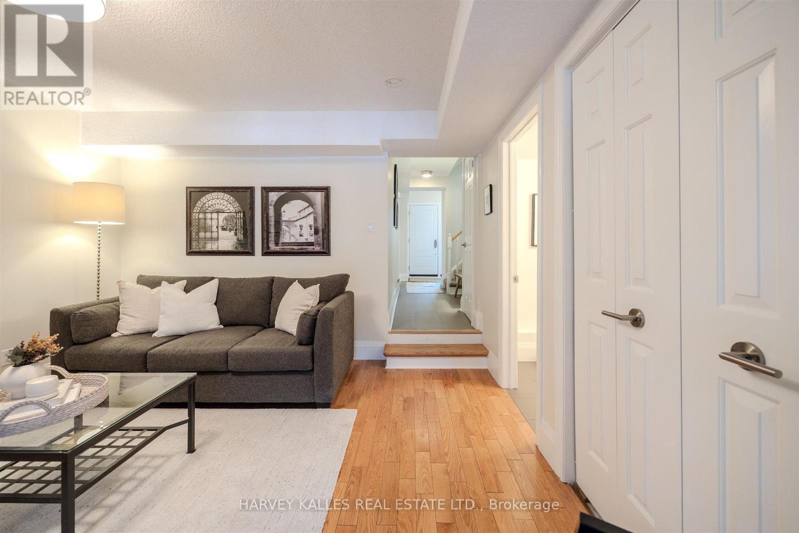 50 - 1060 WALDEN CIRCLE