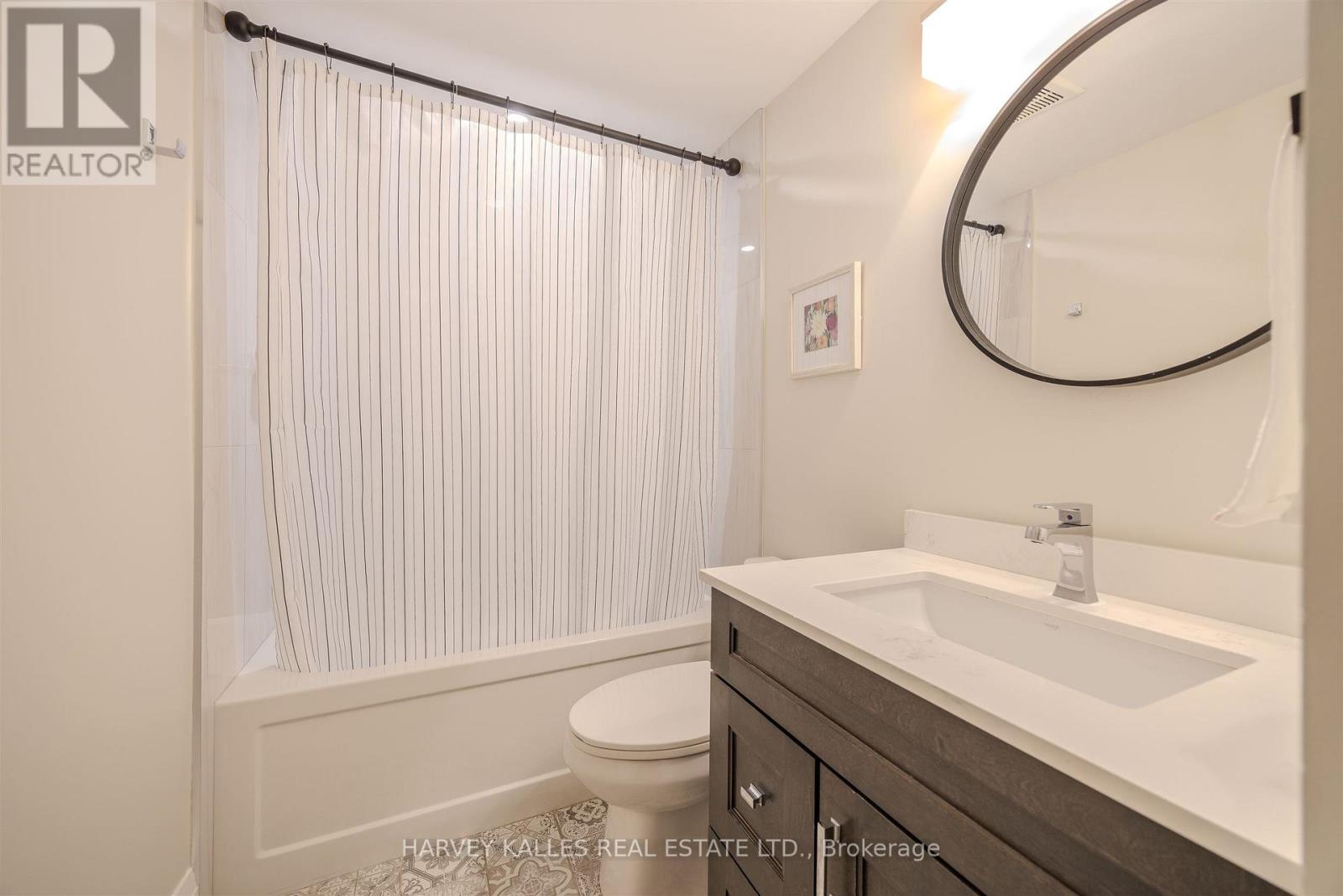 50 - 1060 WALDEN CIRCLE